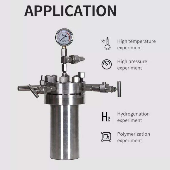 New Type and Simple High Pressure Reactor