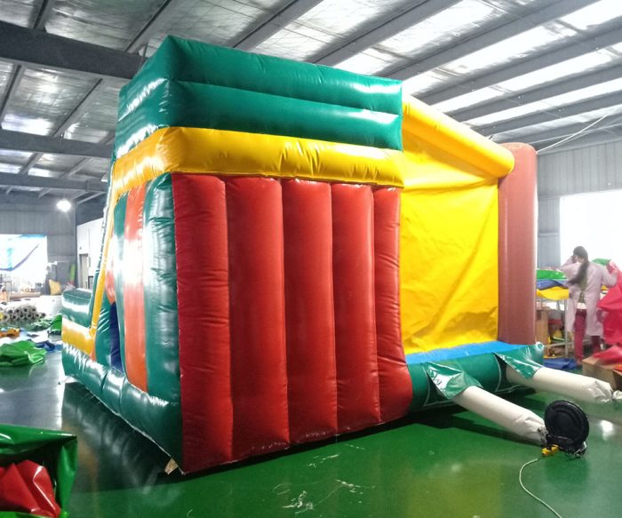 inflatable bouncy castle with slide