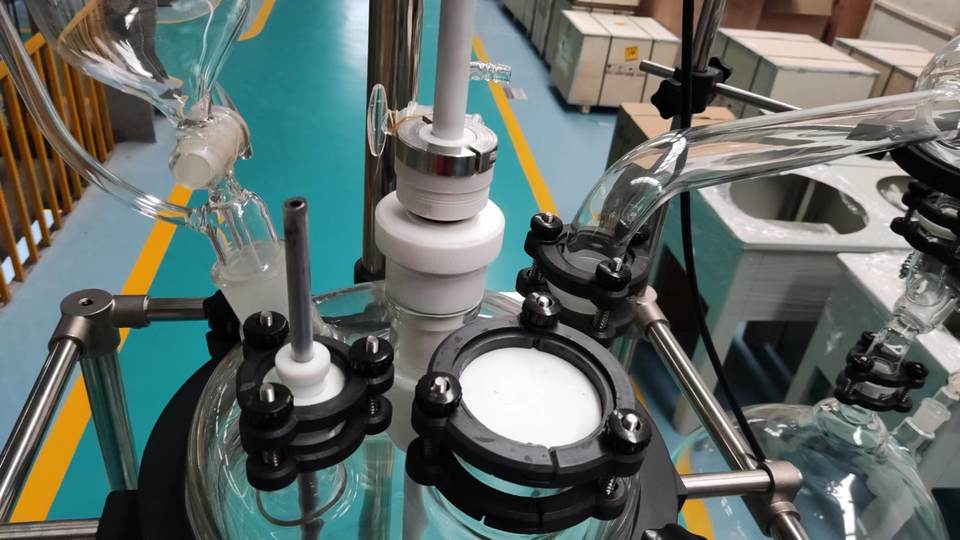 large scale process borosilicate Chemical Jacketed Glass Reactor for Mixing Distillation
